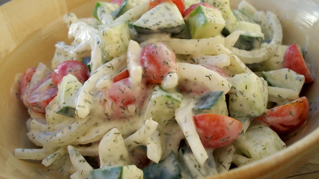 Sour Cream Vegetable Salad Recipe