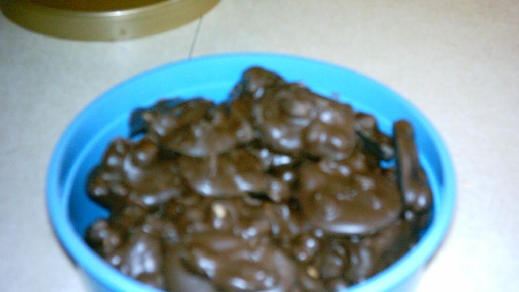 Laurie's Microwave Peanut Clusters Recipe