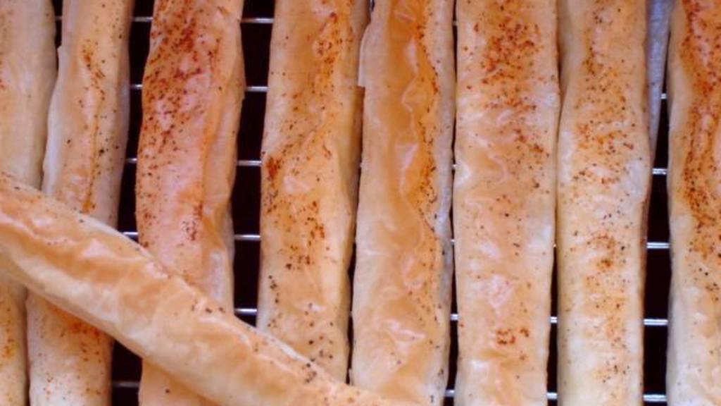 Phyllo Cheese Straws With Pesto created by Saturn