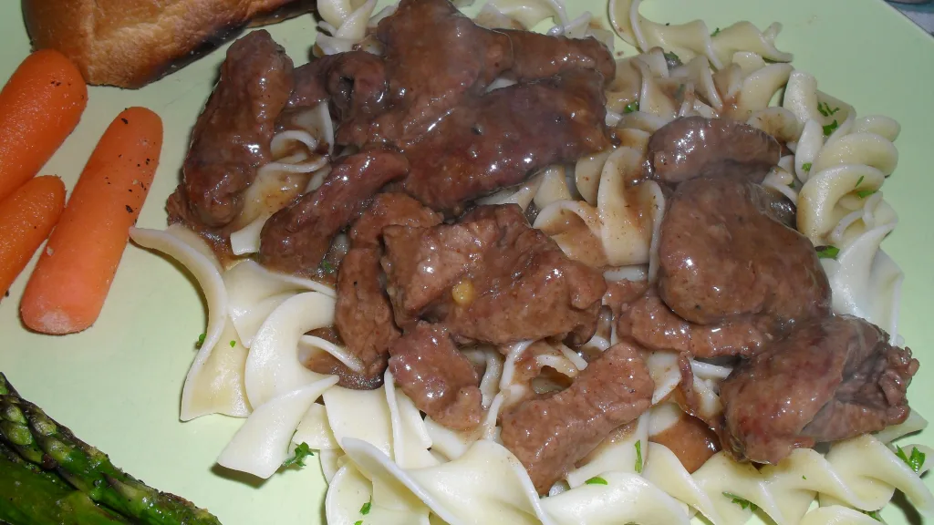 Beef Tips & Noodles Recipe - Food
