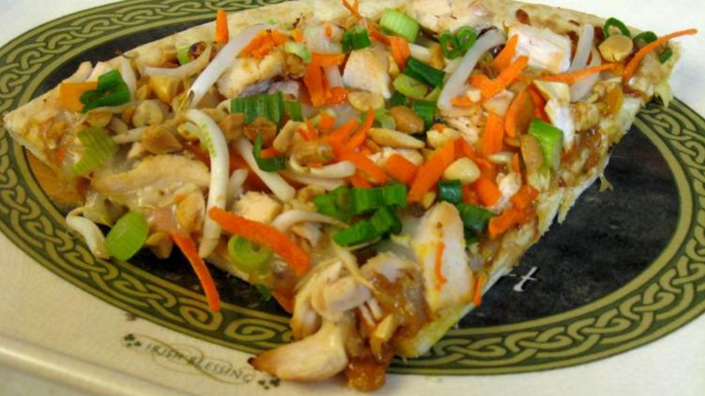 Spicy Thai Chicken Pizza With Peanut Sauce created by Ms. Low