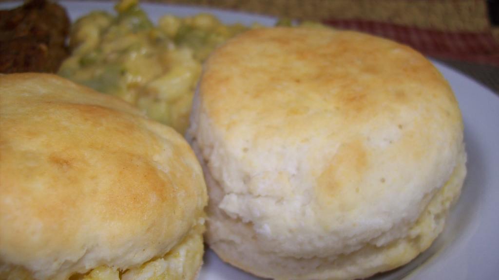Mama's Started in Texas Buttermilk Biscuits created by Chef shapeweaver 
