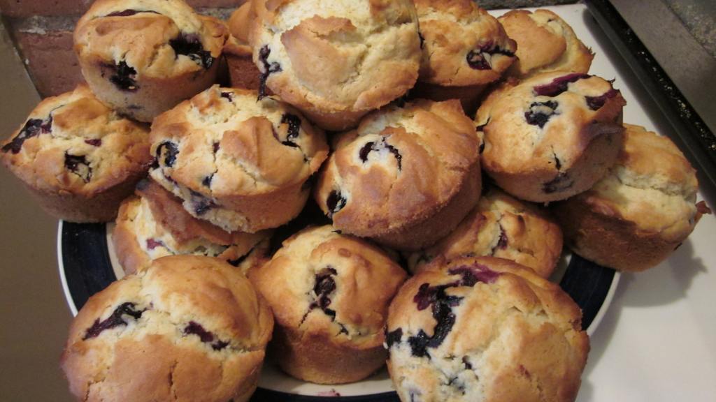 tims-mom-s-blueberry-muffins-recipe-food