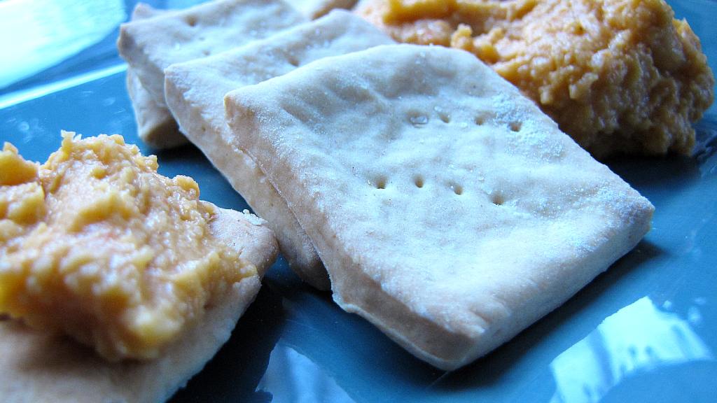 Old-Fashioned Soda Crackers created by loof751