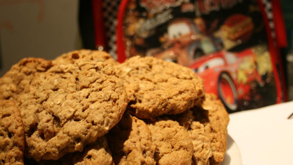 Soft Chewy Oatmeal Raisin Cookies created by lilsweetie