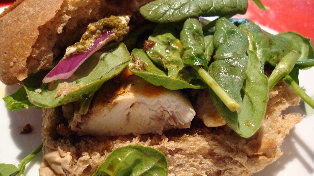 Tuscan Chicken Sandwich created by Starrynews