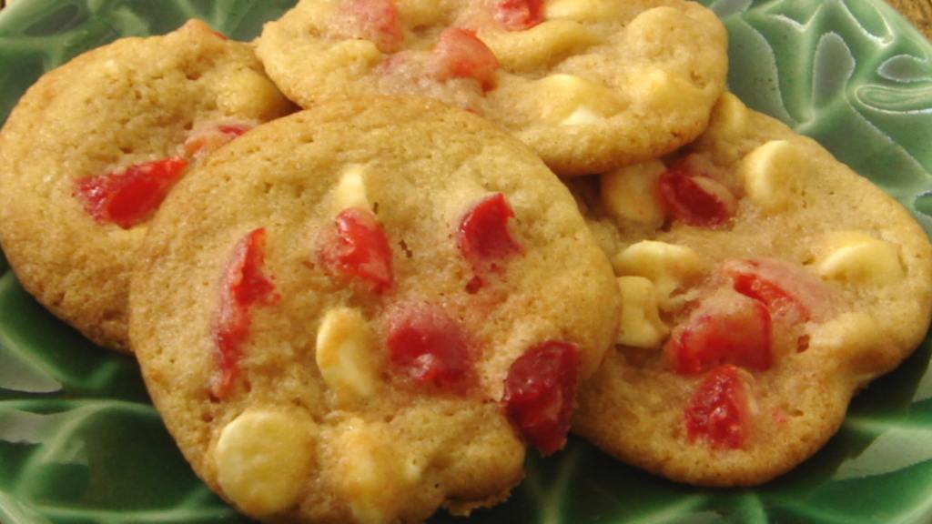 Vanilla Chip Cherry Cookies Recipe