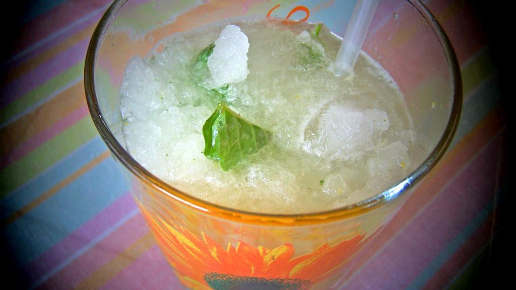 Ginger Lemon Fizz Recipe Food ginger-lemon-fizz-recipe-food