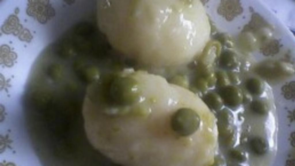 Mom 's Creamed Peas and Potatoes created by Dienia B.