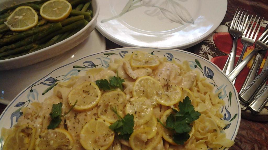 Lemon Chicken With White Wine and Parsley Easy Recipe