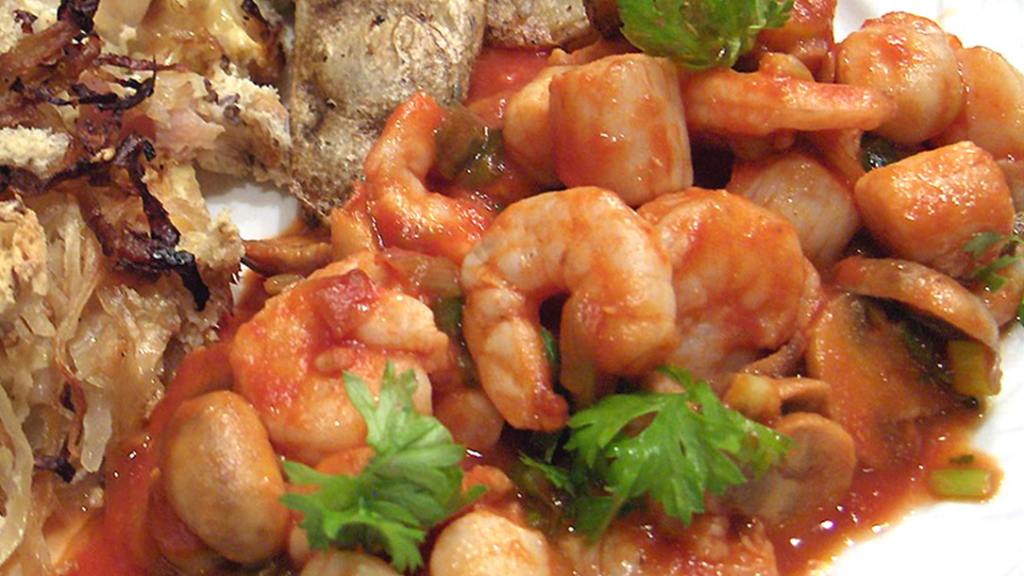 Portuguese Shrimp and Scallops Recipe
