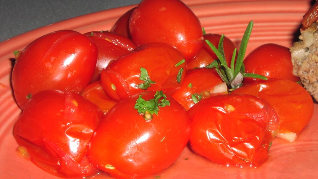 Grilled Cherry Tomatoes With Garlic
