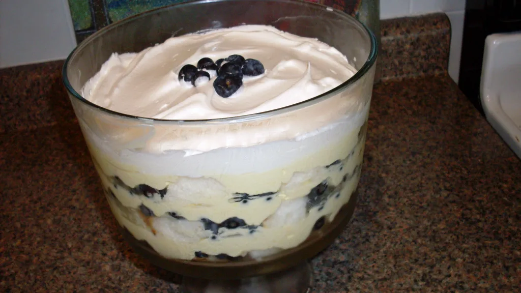 Lemon Blueberry Trifle (Sugar Free) created by Vraklis