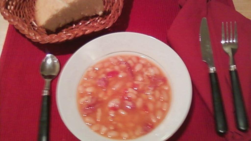 Ham Bean Soup (Pressure Cooker) created by phyll2241