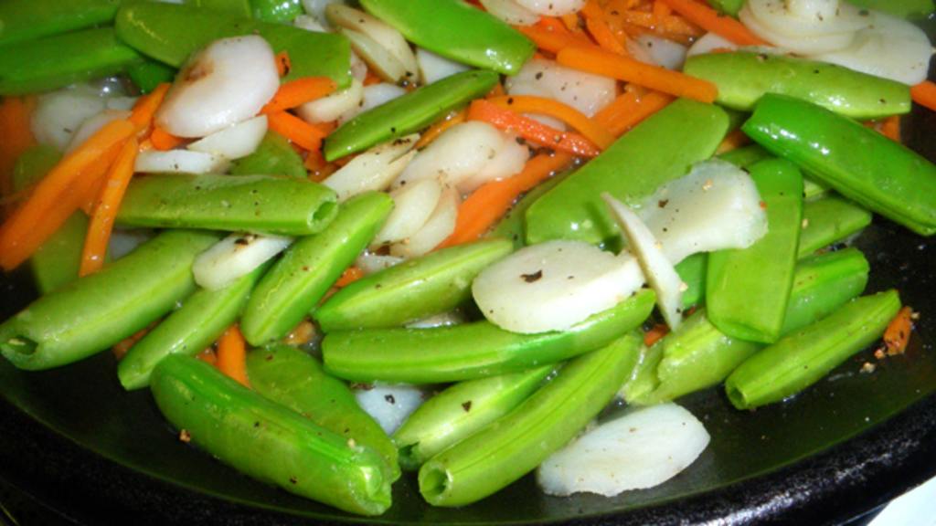 Stir Fry Snow Peas & Water Chestnuts Recipe