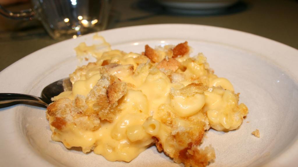 Army & Lou's Soul Food Macaroni and Cheese created by buttercreambarbie