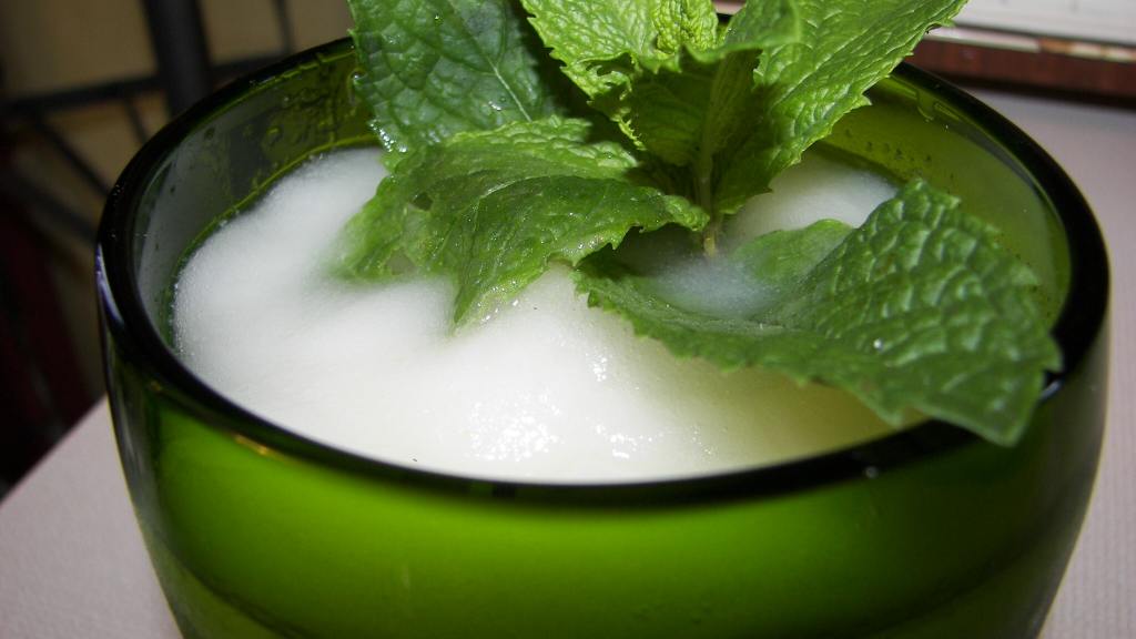 Icy LemonGinger Vodka Cocktails Recipe