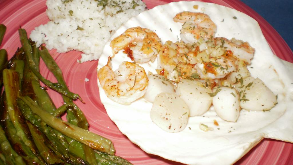 Garlic Scallops and Shrimp Recipe