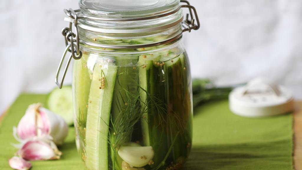 Grandma's Dill Pickles