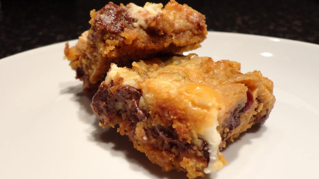 Almond Blondie Bars Recipe