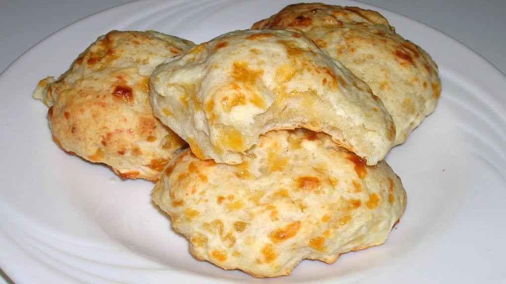 Three Cheese Garlic Biscuits Recipe