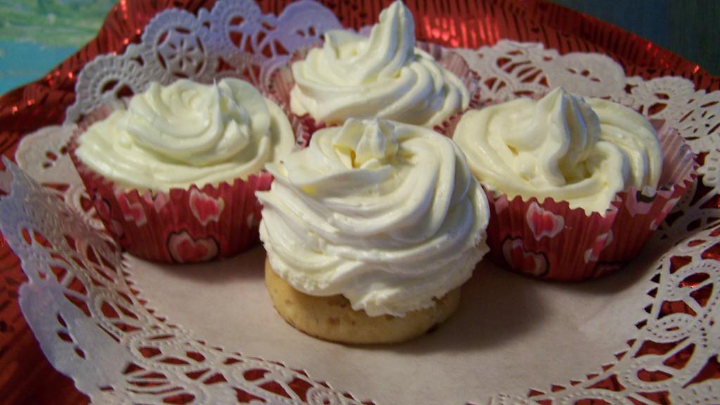 Easy No Bake Baby Cheesecakes Recipe