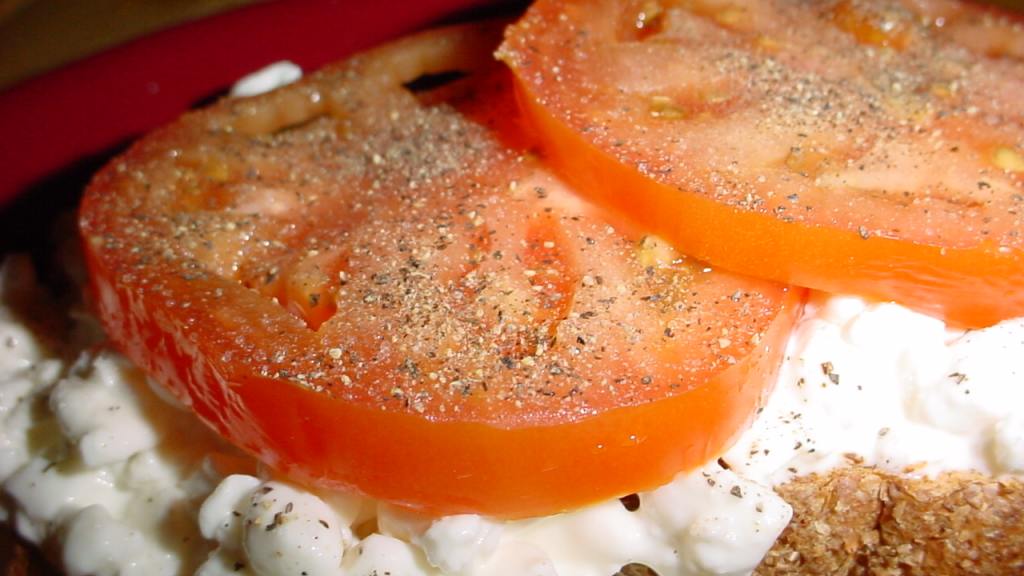 Cottage Cheese and Tomato on Toast created by True Texas