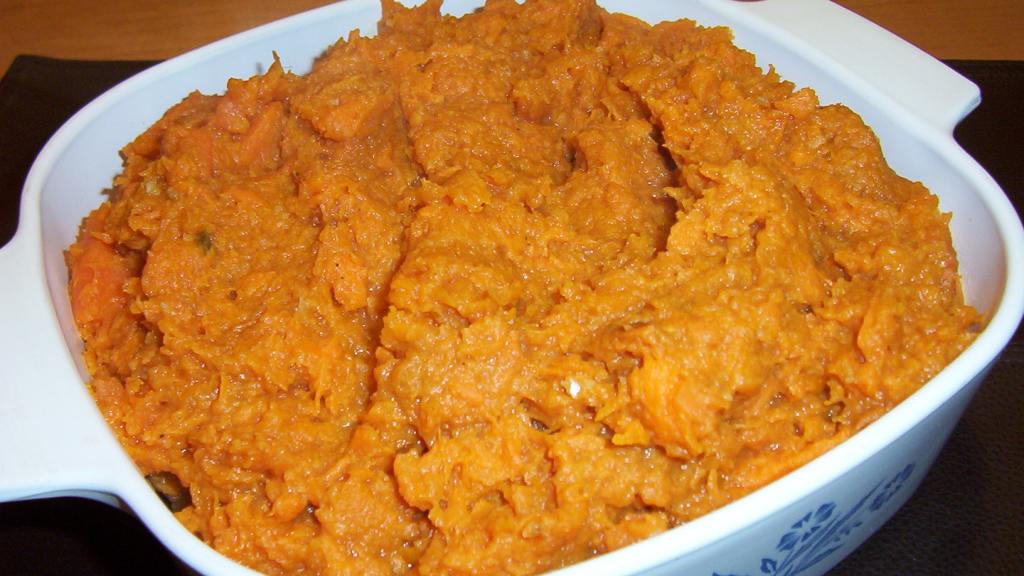 Garlic Coconut Mashed Yams (Sweet Potatoes) Recipe