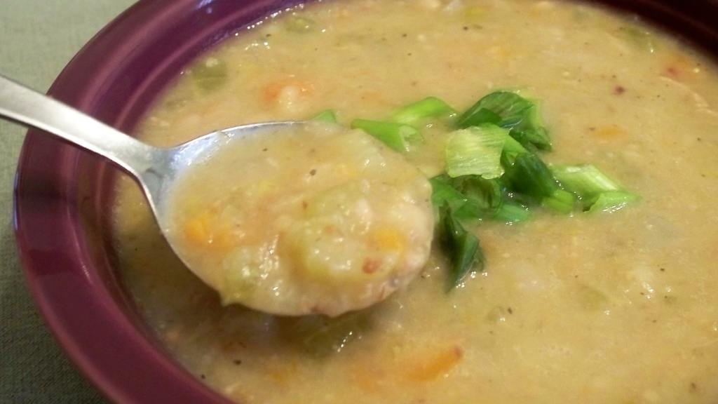 Best Navy Bean & Bacon Soup Recipe