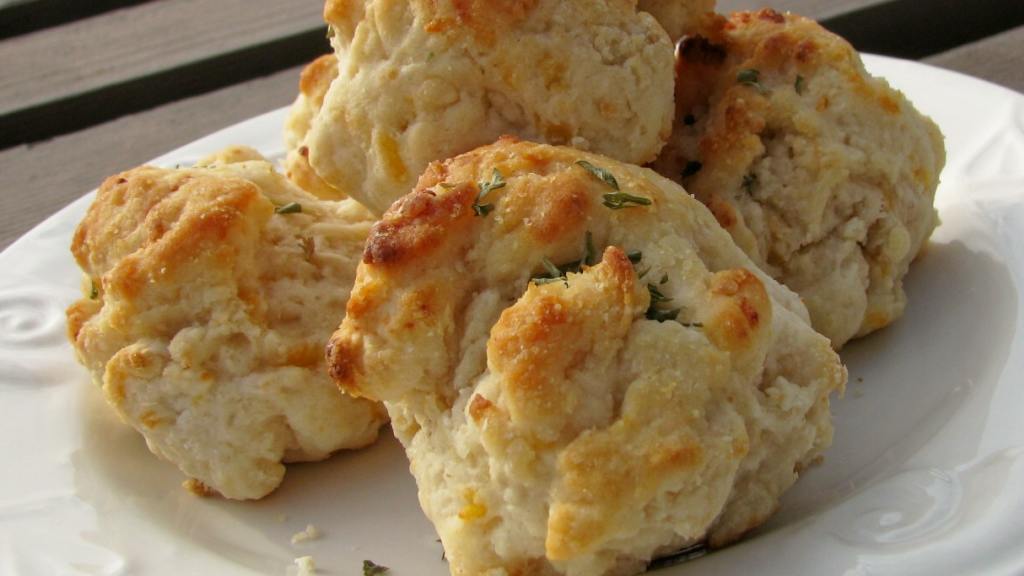 Cheddar Bay Biscuits (Red Lobster) created by lazyme