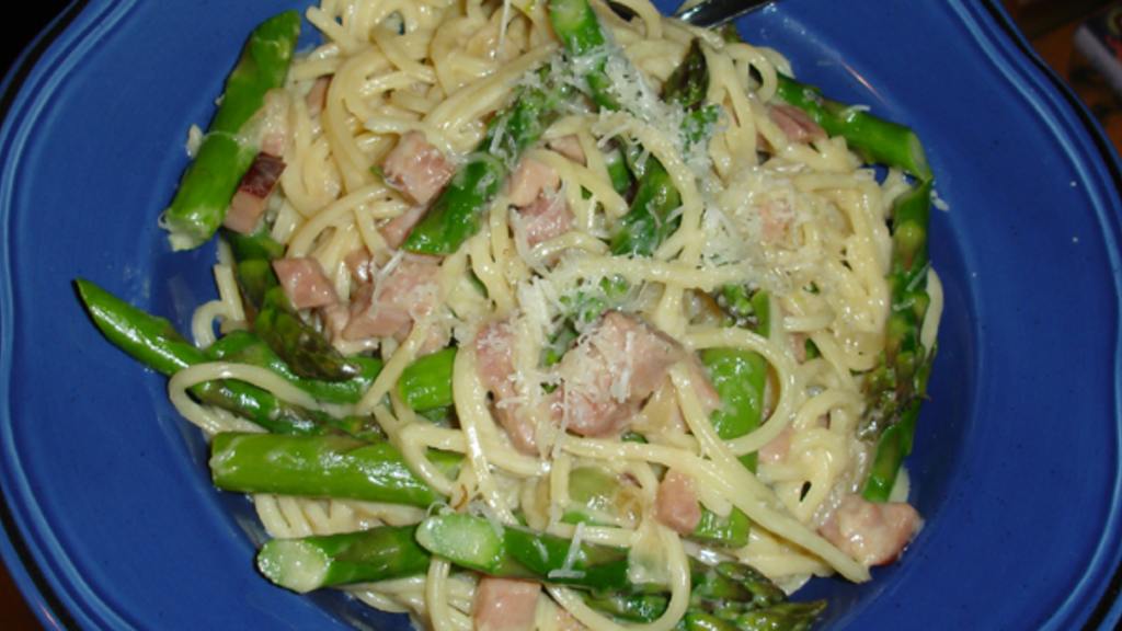 Spaghetti With Asparagus and Ham Recipe