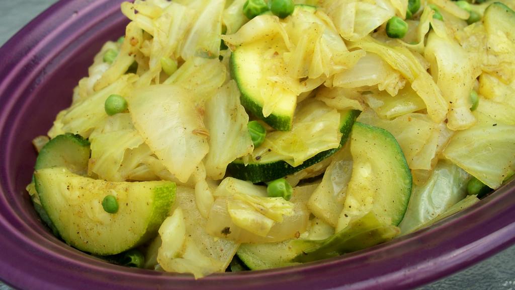 Cabbage and Vegetable Curry created by Parsley