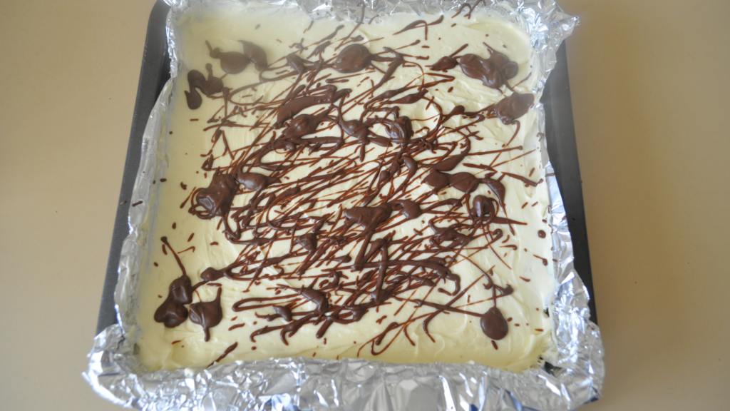 Chocolate-Layered No-Bake Cheesecake Bars created by ImPat