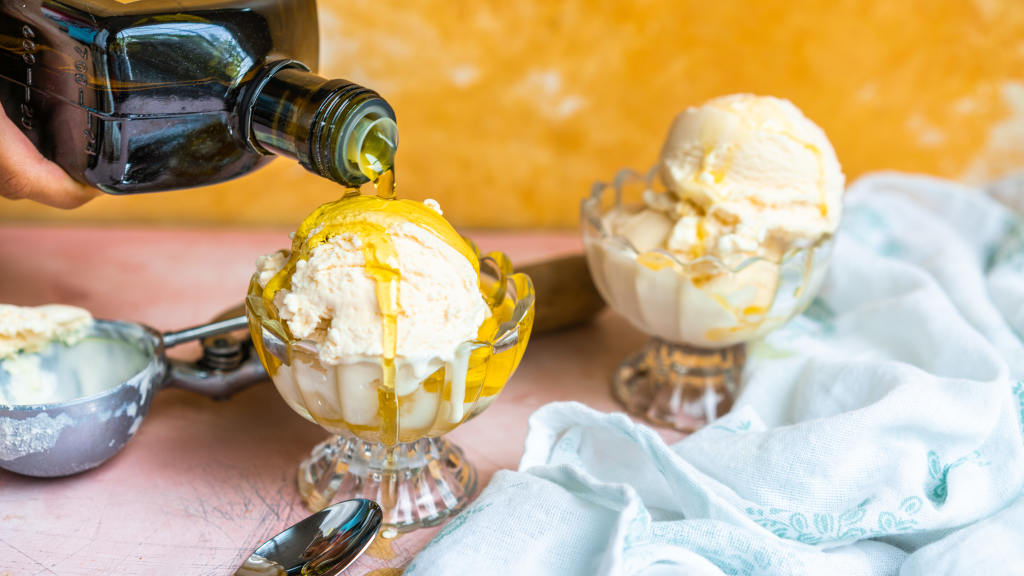 Gelato Con Olio E Sale (Ice Cream With Olive Oil & Sea Salt) Recipe