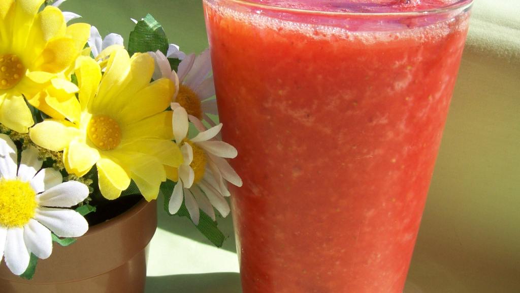 Strawberry Grapefruit Cooler Recipe