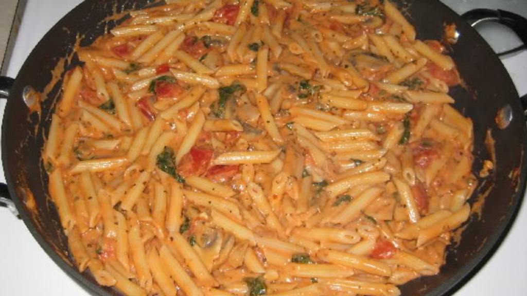 Creamy Spinach and Mushroom Penne Pasta Recipe - Food.com