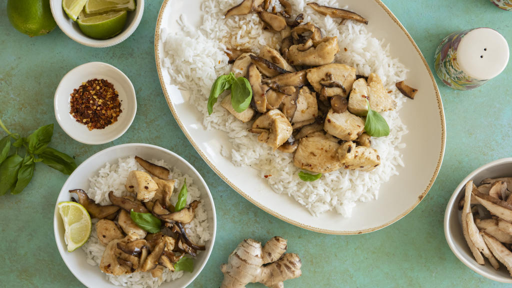 Tender Thai Chicken with Basil created by Ivansocal