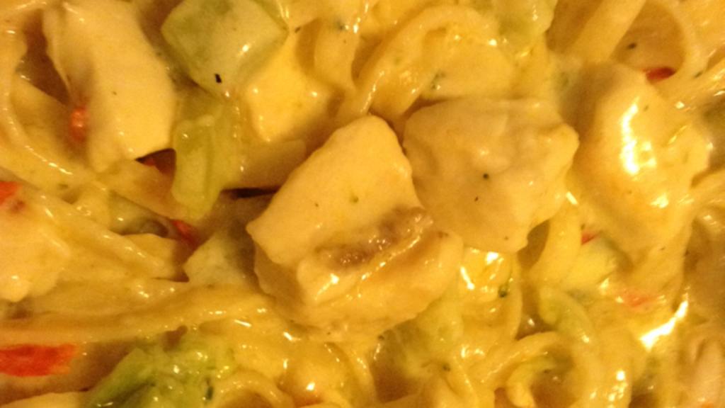 Alfredo Fettuccine With Chicken and Broccoli created by glen3257_12254982