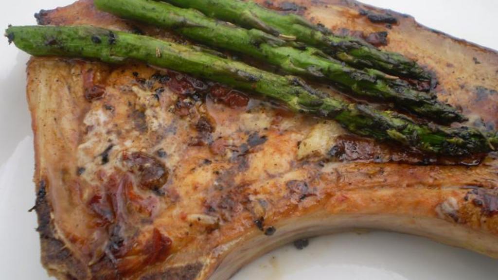 Grilled Pork Chops (Chuletas Asado a La Parrilla) Recipe