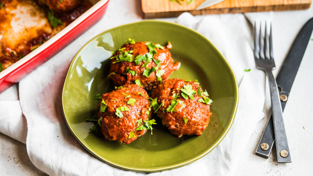 30 Minute Mini Meatloaves created by alenafoodphoto