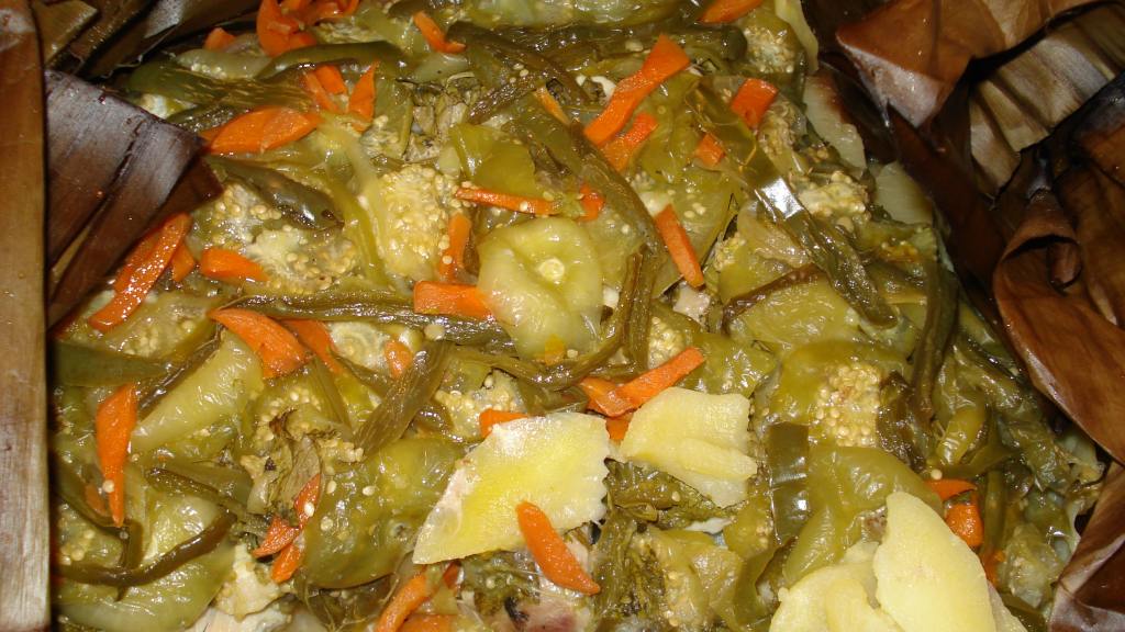 Slow Cooked Chicken With Tomatillos, Potatoes, Jalapenos and Fre Recipe