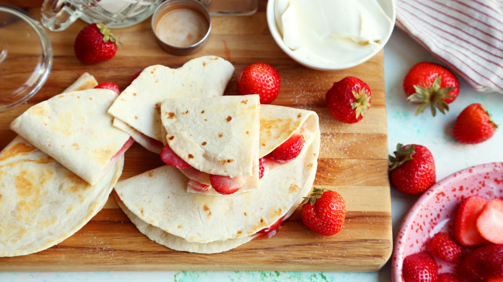 Fruit and Cinnamon Quesadilla Recipe