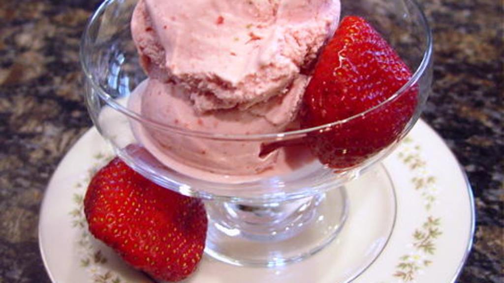 Strawberry Cheesecake Ice Cream (For Electric Ice Cream Machine) Recipe