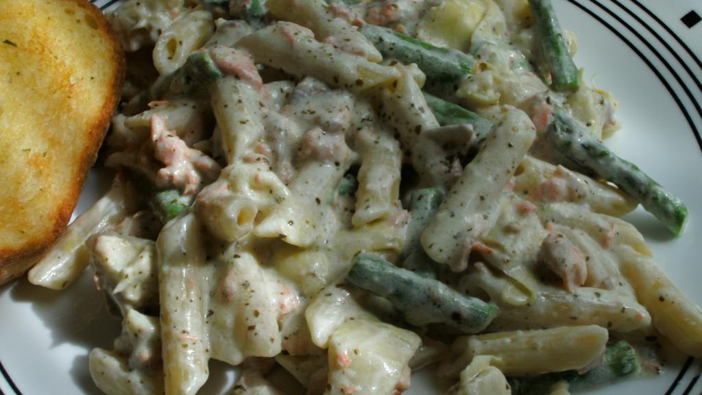 Salmon Penne With Basil Pesto Cream Sauce, Artichokes, and Asparagus created by sweetcakes