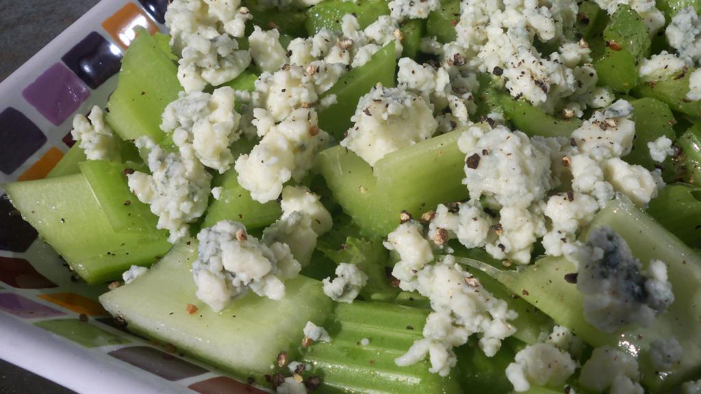 Celery and Blue Cheese Salad created by *Parsley*