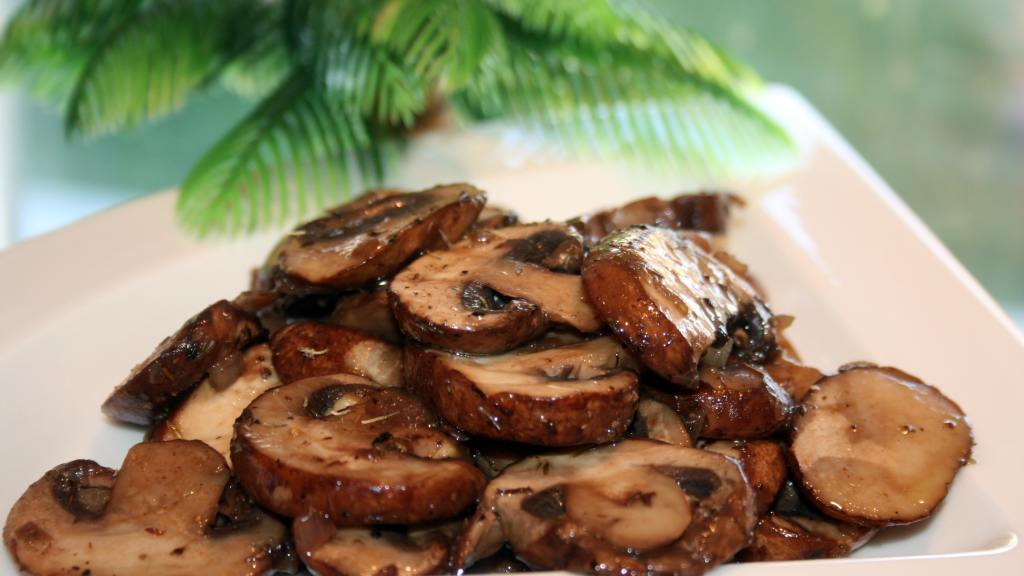 Sauteed Mushrooms With Shallots and Thyme Recipe