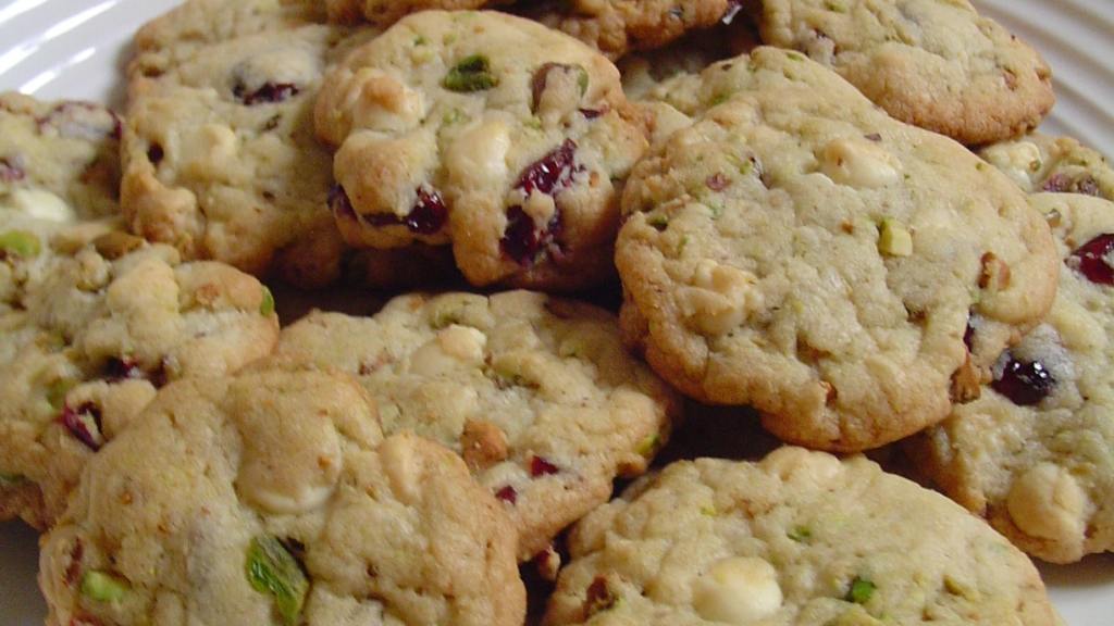 Sugar Cookies With Pistachio and Dried Cherries Recipe