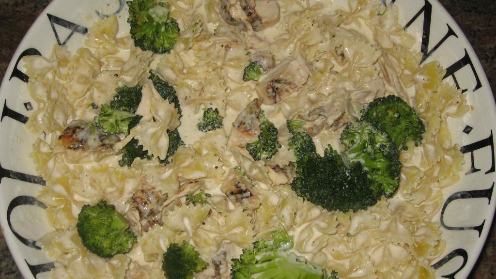 Bow Tie Alfredo With Chicken and Broccoli Recipe