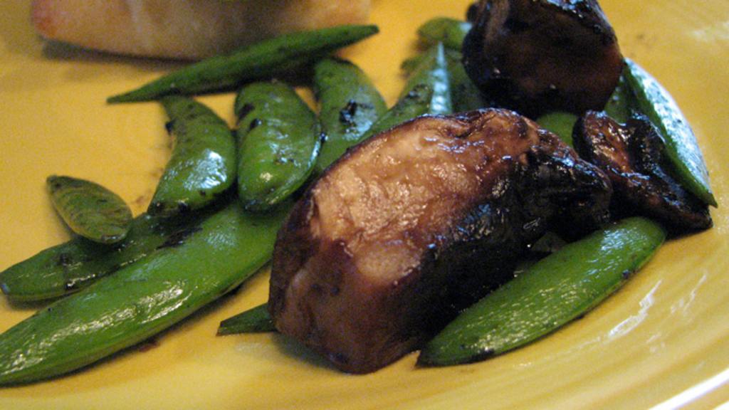 Snap Peas 'n' Mushrooms Recipe