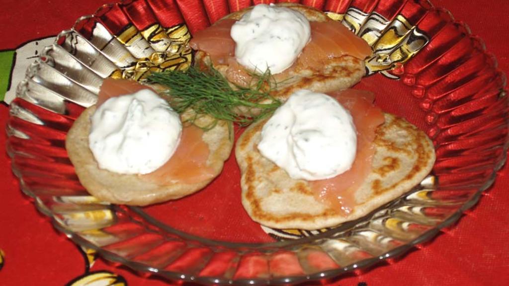 Smoked Salmon and Dill Blinis Recipe